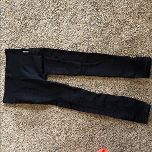 Black gym shark leggings